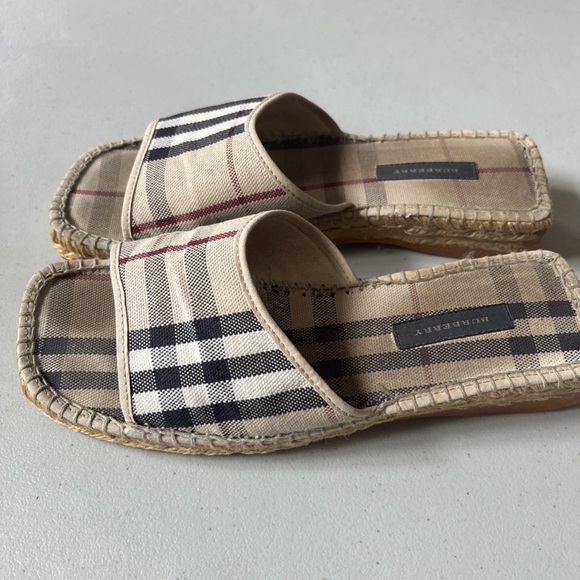 Vintage Y2K Burberry Women’s Nova Check Espadrille Sandals 38 - Picture 2 of 6